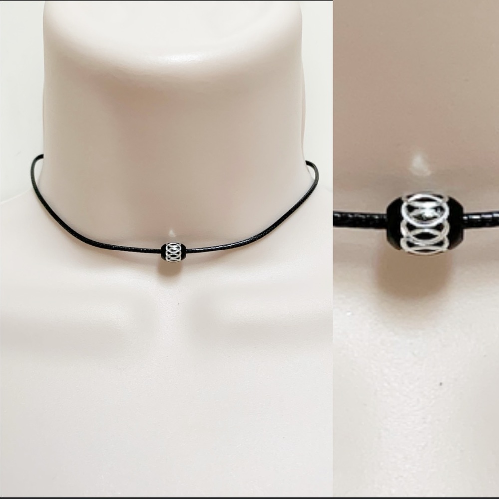 Black silver single bead adjustable length choker necklace